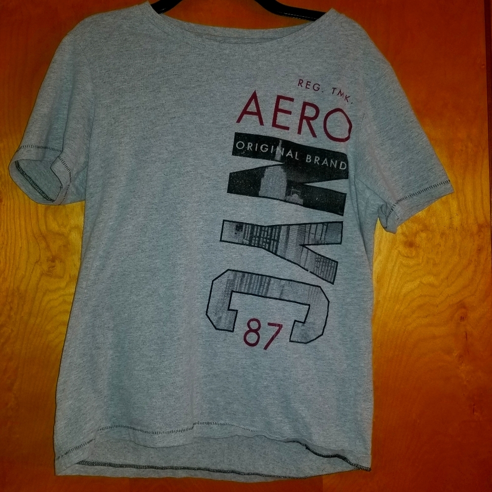 Mens size Medium Aeropostal Aero NYC grey T-shirt